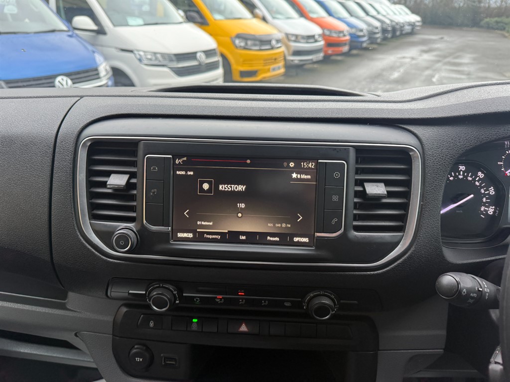 Used Vauxhall Vivaro 2022 for sale - 77545503: Photo 18