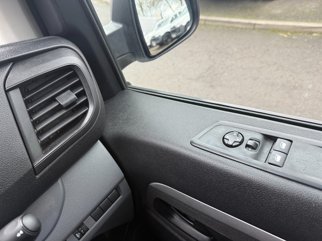 Used Vauxhall Vivaro 2022 for sale - 77545503: Photo 20