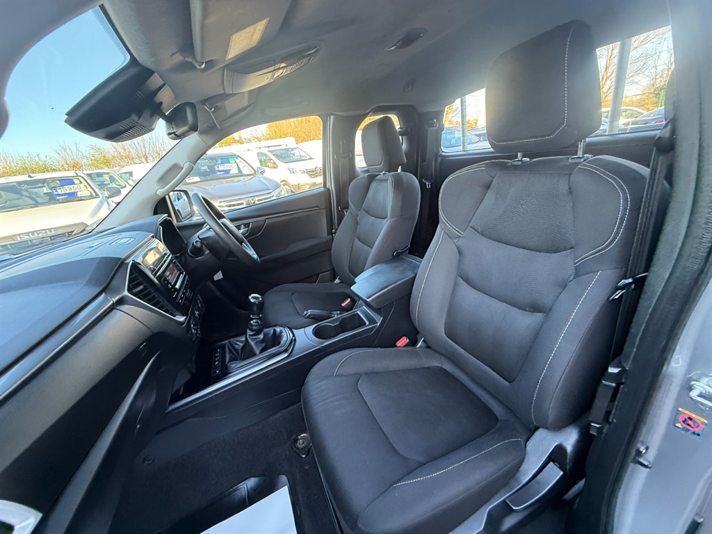 Used Isuzu D-Max 2021 for sale - 77951020: Photo 11