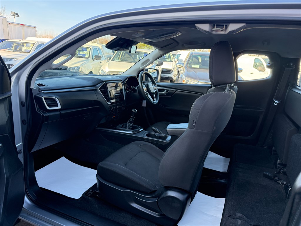 Used Isuzu D-Max 2021 for sale - 77951020: Photo 13