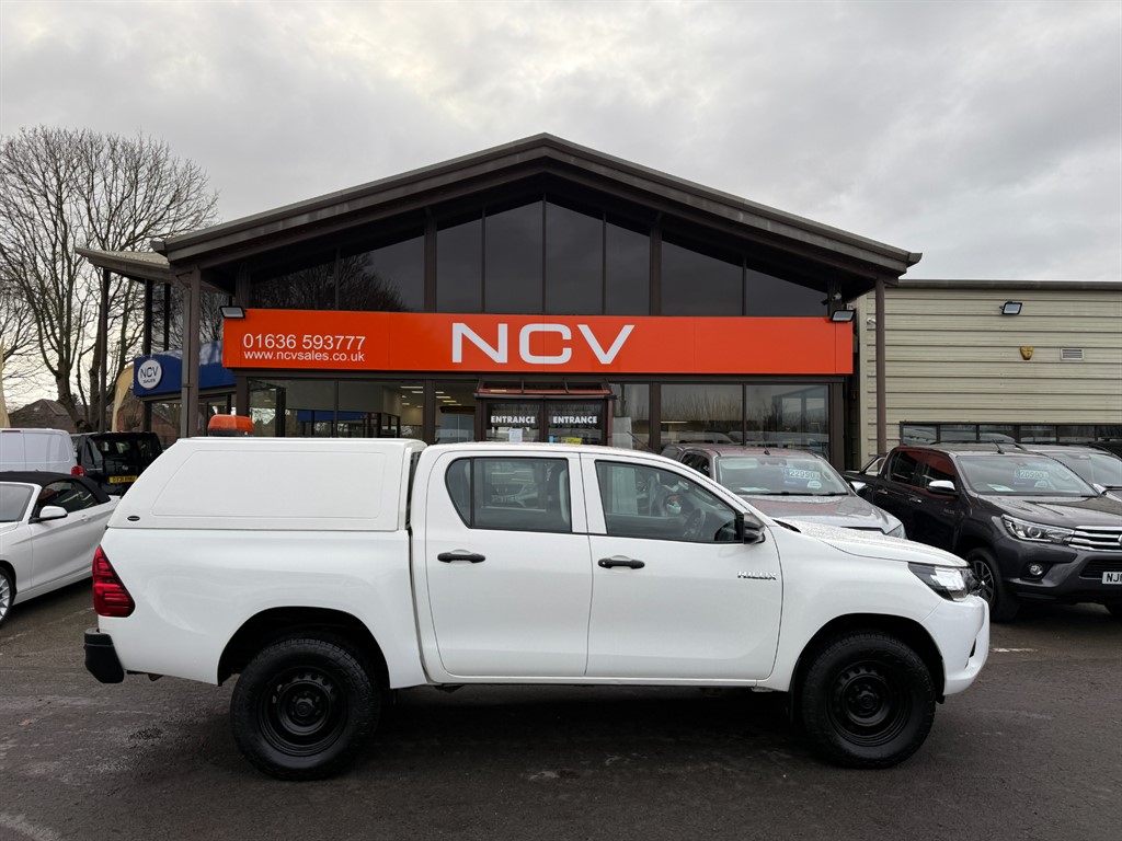 Used Toyota Hilux 2020 for sale - 77151734: Photo 2