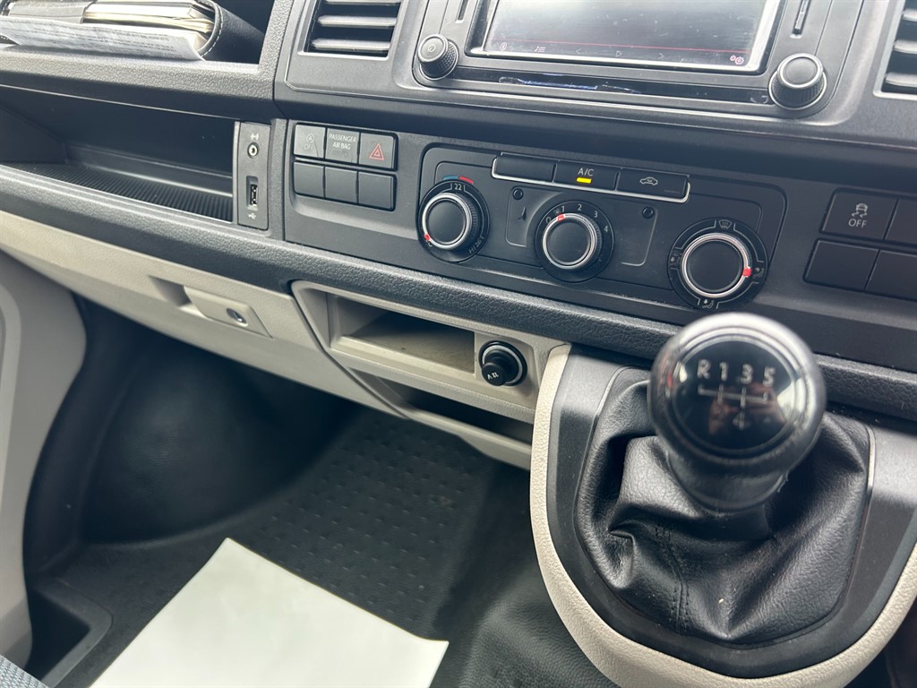 Used Volkswagen Transporter 2019 for sale - 77630982: Photo 21