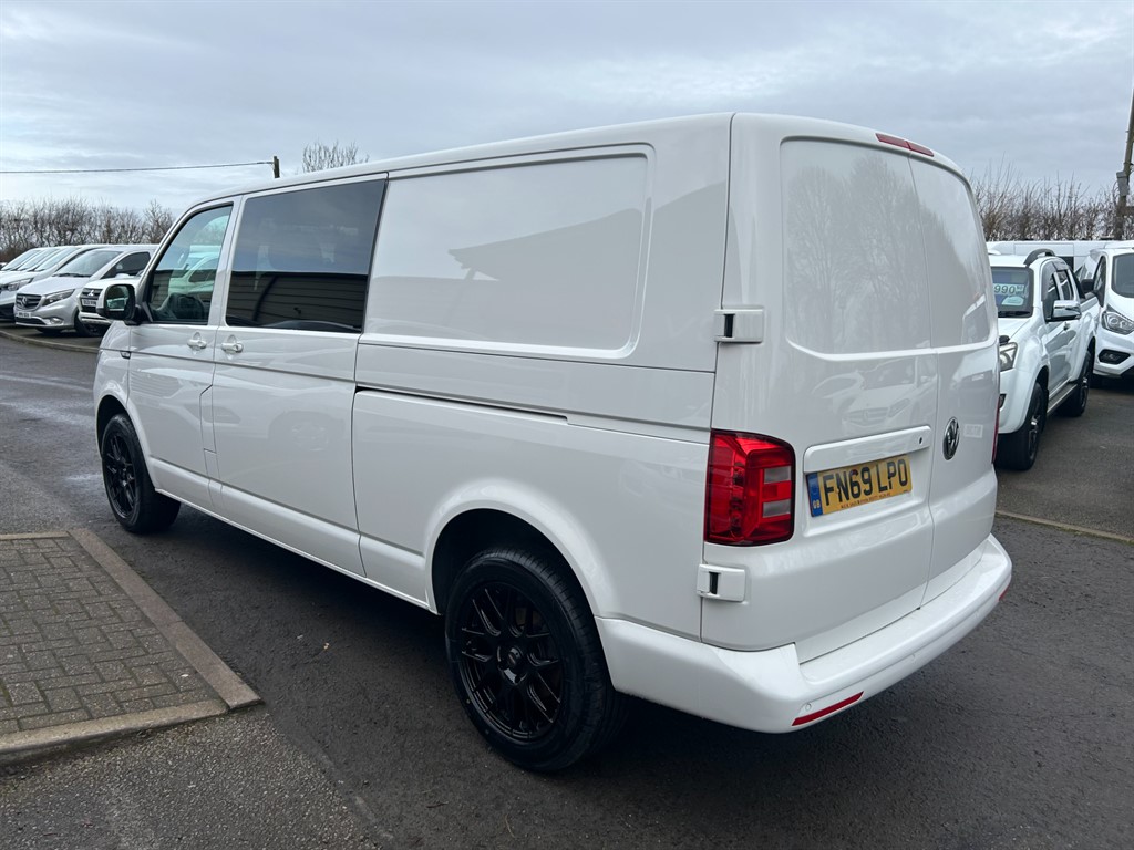 Used Volkswagen Transporter 2019 for sale - 77630982: Photo 8