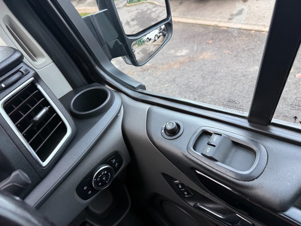Used Ford Transit Custom 2022 for sale - 77106228: Photo 18