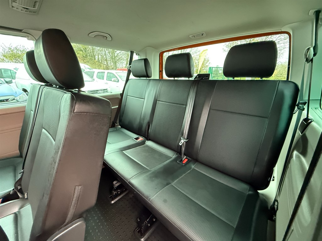 Used Volkswagen Transporter Shuttle 2018 for sale - 76595344: Photo 11