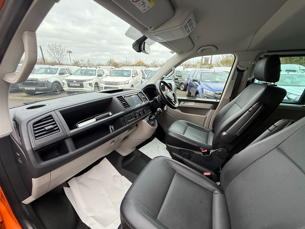 Used Volkswagen Transporter Shuttle 2018 for sale - 76595344: Photo 12