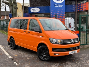 Used Volkswagen Transporter Shuttle 2018 for sale - 76595344: Photo