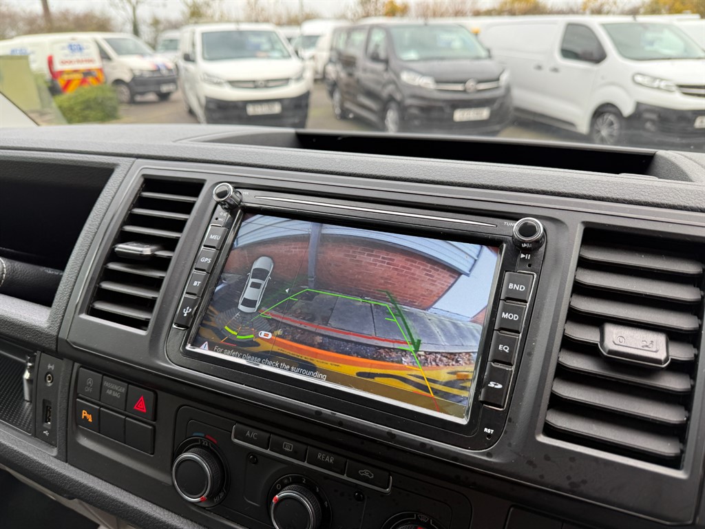 Used Volkswagen Transporter Shuttle 2018 for sale - 76595344: Photo 23