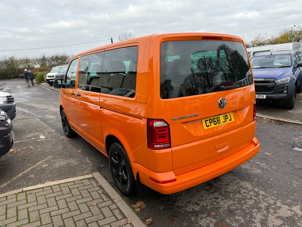 Used Volkswagen Transporter Shuttle 2018 for sale - 76595344: Photo 6