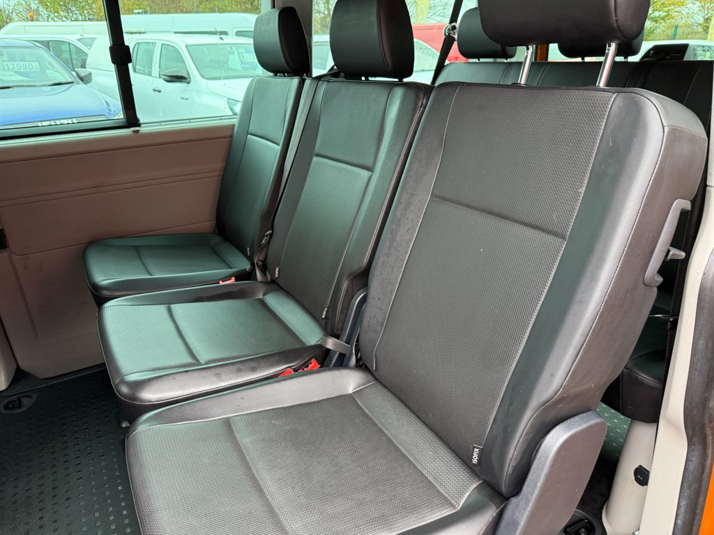 Used Volkswagen Transporter Shuttle 2018 for sale - 76595344: Photo 9