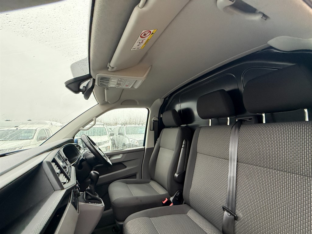 Used Volkswagen Transporter 2024 for sale - 77519505: Photo 10