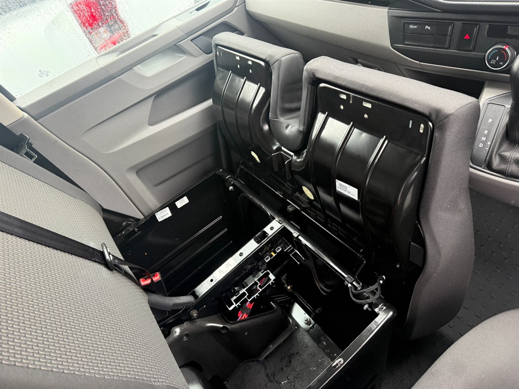 Used Volkswagen Transporter 2024 for sale - 77519505: Photo 17