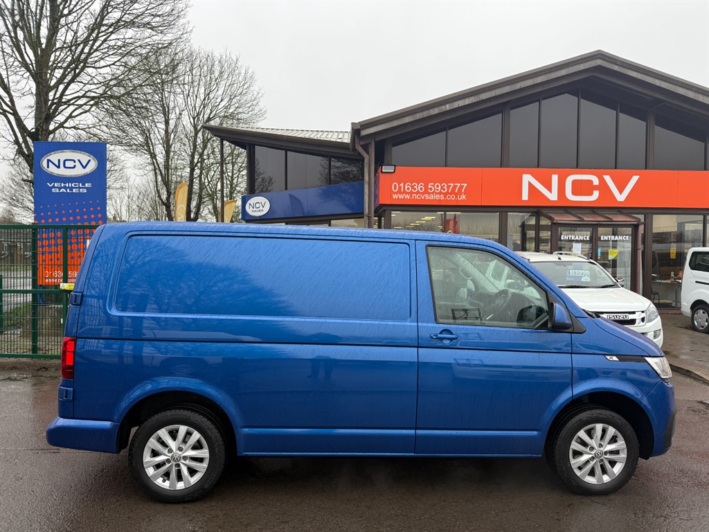 Used Volkswagen Transporter 2024 for sale - 77519505: Photo 2