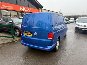 Used Volkswagen Transporter 2024 for sale - 77519505: Photo