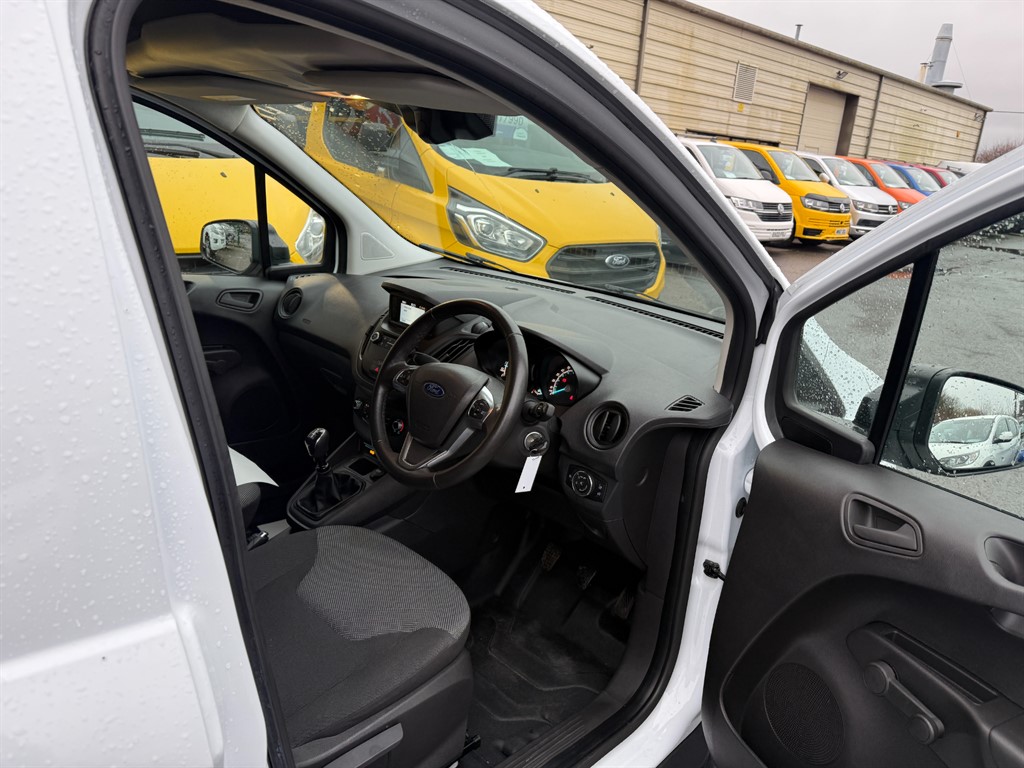 Used Ford Transit Courier 2023 for sale - 77354049: Photo 14