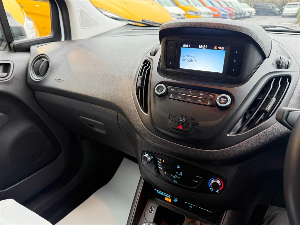 Used Ford Transit Courier 2023 for sale - 77354049: Photo 15