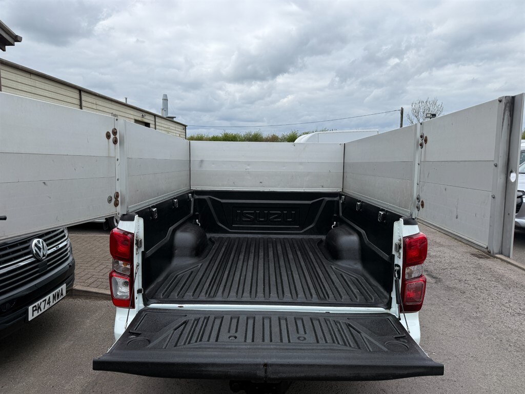 Used Isuzu D-Max 2022 for sale - 78094866: Photo 11