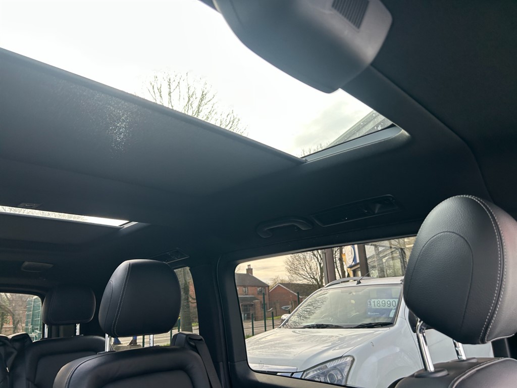 Used Mercedes-Benz V-Class 2025 for sale - 77631007: Photo 16