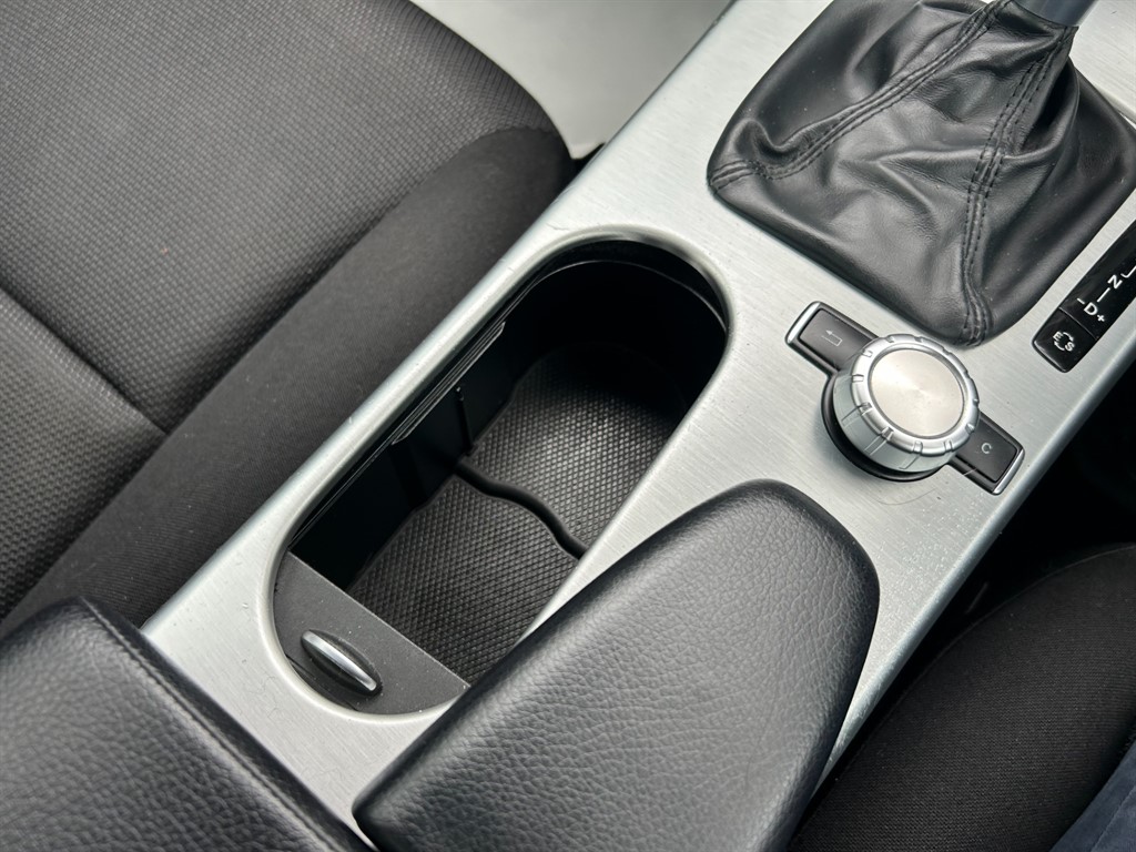 Used Mercedes-Benz SLK 2014 for sale - 77890219: Photo 22