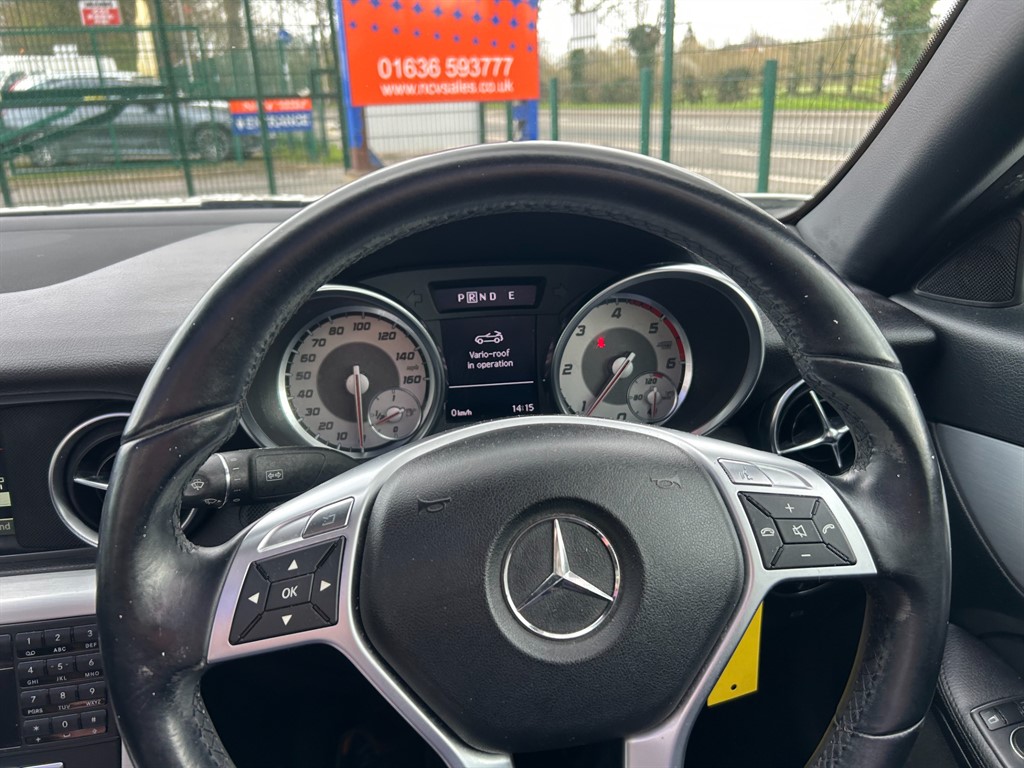 Used Mercedes-Benz SLK 2014 for sale - 77890219: Photo 26