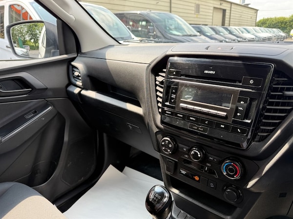 Used Isuzu D-Max 2022 for sale - 75570794: Photo 20