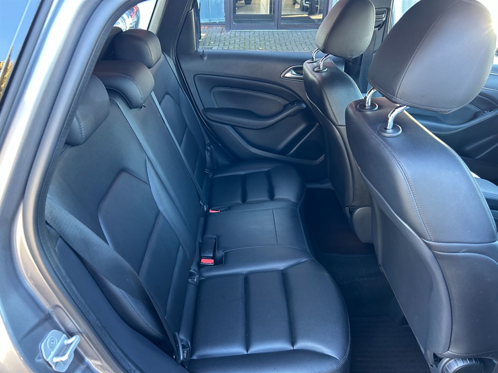 Used Mercedes-Benz B Class 2014 for sale - 76184132: Photo 15