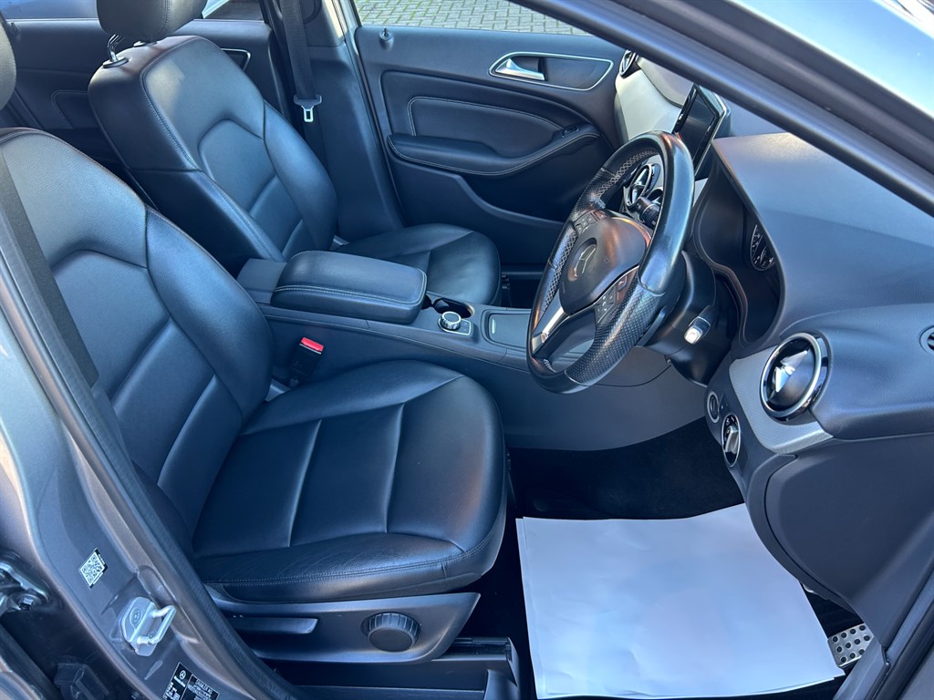 Used Mercedes-Benz B Class 2014 for sale - 76184132: Photo 19