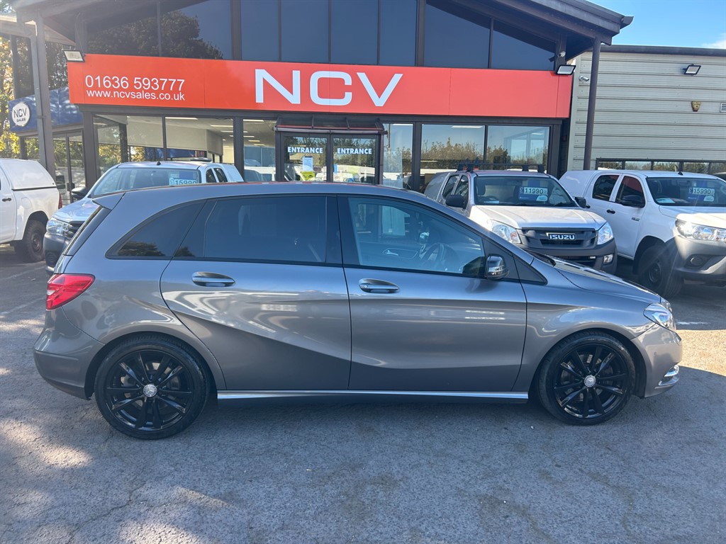 Used Mercedes-Benz B Class 2014 for sale - 76184132: Photo 2