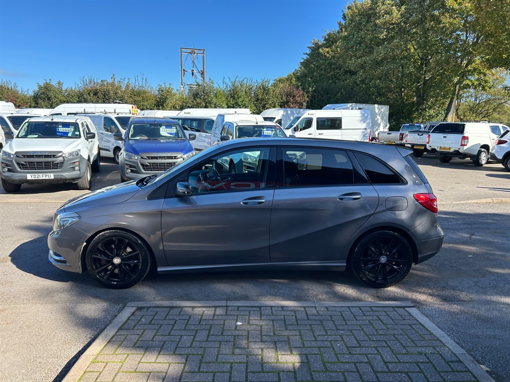 Used Mercedes-Benz B Class 2014 for sale - 76184132: Photo 8