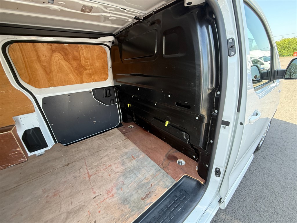 Used Vauxhall Vivaro 2021 for sale - 78172874: Photo 8