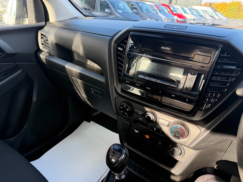 Used Isuzu D-Max 2022 for sale - 76415457: Photo 16