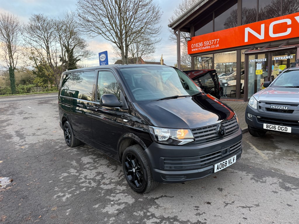 Used Volkswagen Transporter Shuttle 2018 for sale - 76640617: Photo 14