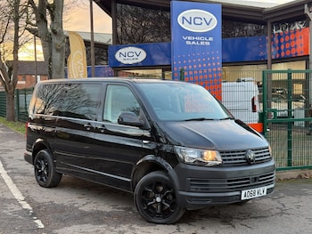 Used Volkswagen Transporter Shuttle 2018 for sale - 76640617: Photo