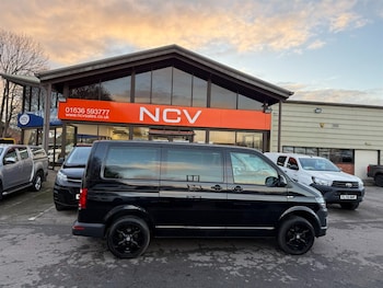 Used Volkswagen Transporter Shuttle 2018 for sale - 76640617: Photo