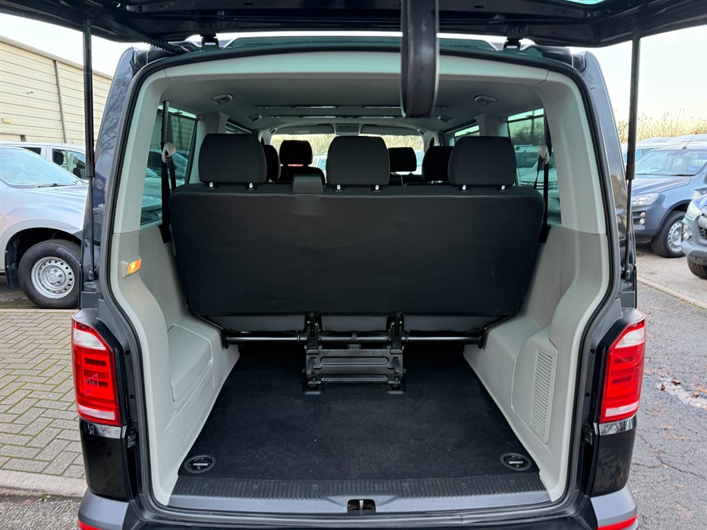 Used Volkswagen Transporter Shuttle 2018 for sale - 76640617: Photo 7