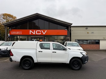Used Toyota Hilux 2020 for sale - 76265773: Photo