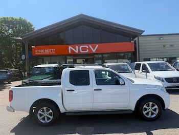 Used Nissan Navara 2014 for sale - 79189804: Photo