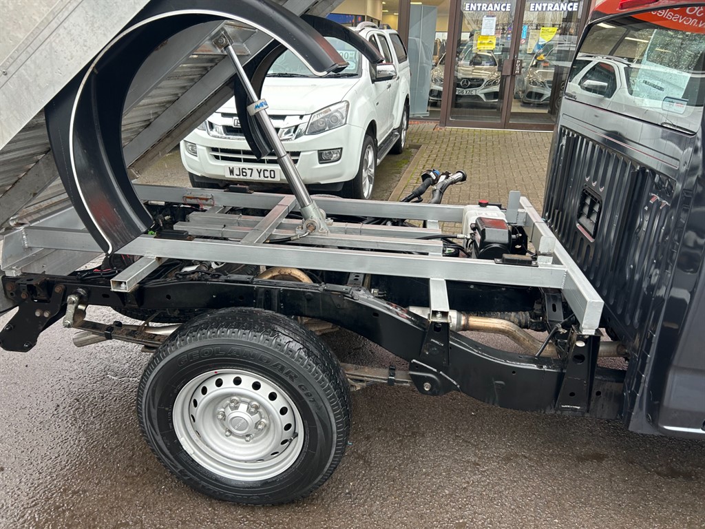 Used Isuzu D-Max 2023 for sale - 77619478: Photo 24