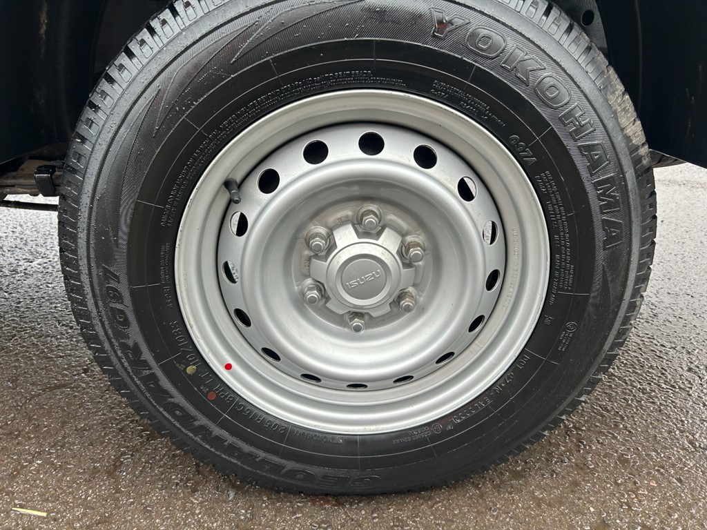 Used Isuzu D-Max 2023 for sale - 77619478: Photo 7