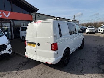 Used Volkswagen Transporter 2019 for sale - 77679121: Photo