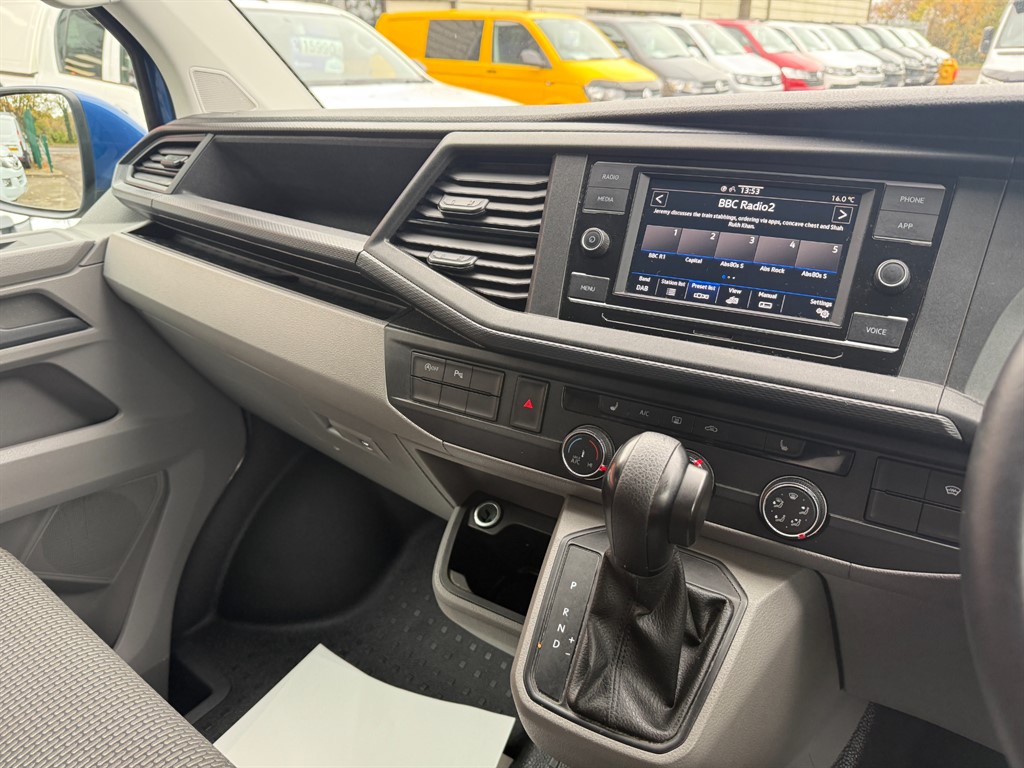 Used Volkswagen Transporter 2023 for sale - 76459381: Photo 15