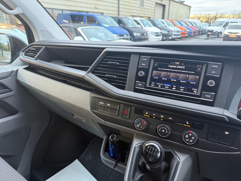 Used Volkswagen Transporter 2024 for sale - 77210794: Photo 17