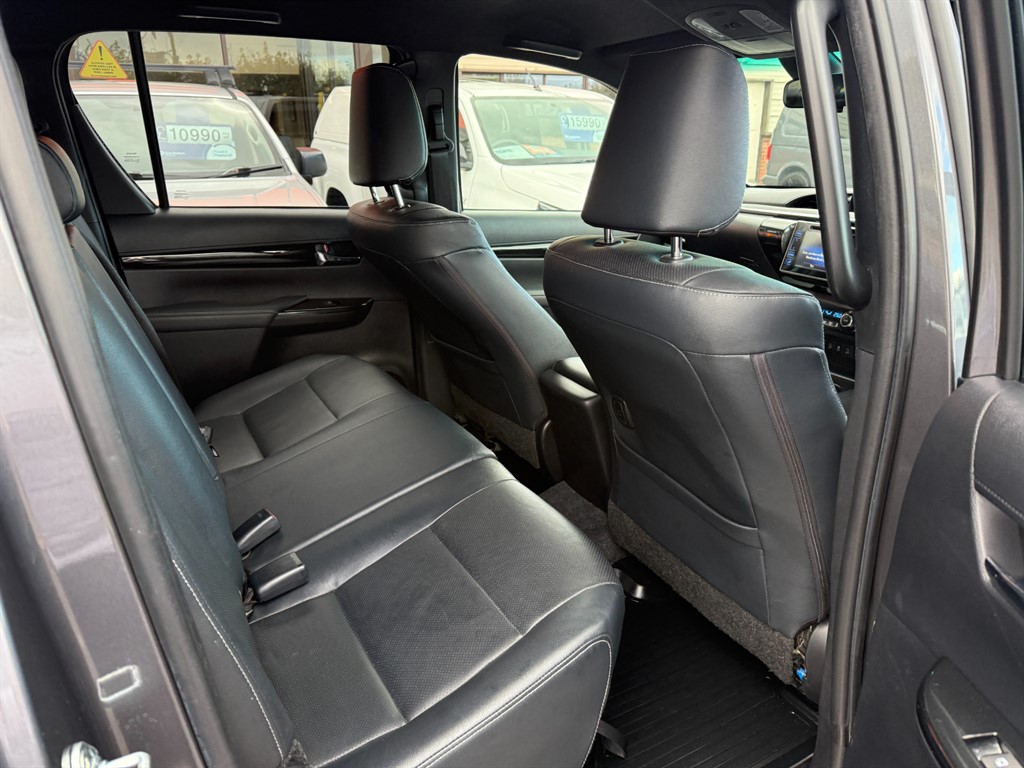 Used Toyota Hilux 2020 for sale - 76375658: Photo 14