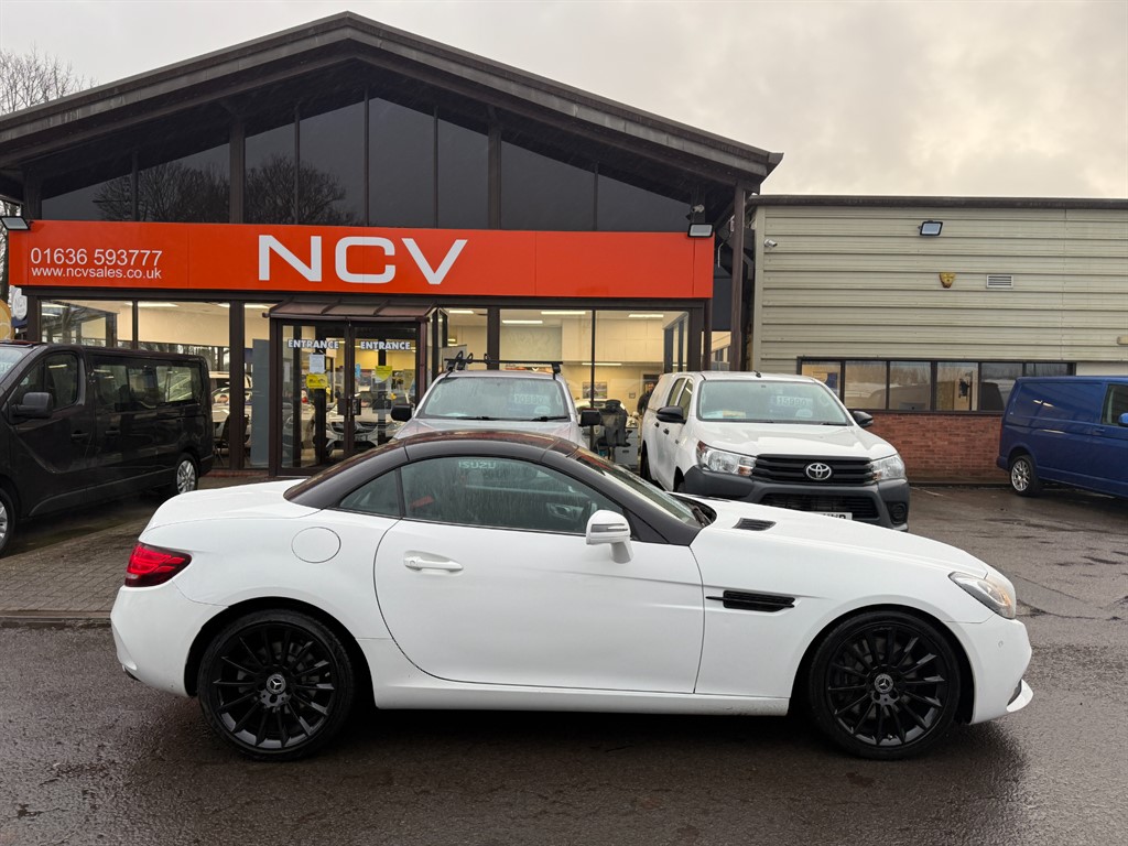 Used Mercedes-Benz SLC 2017 for sale - 76922079: Photo 2