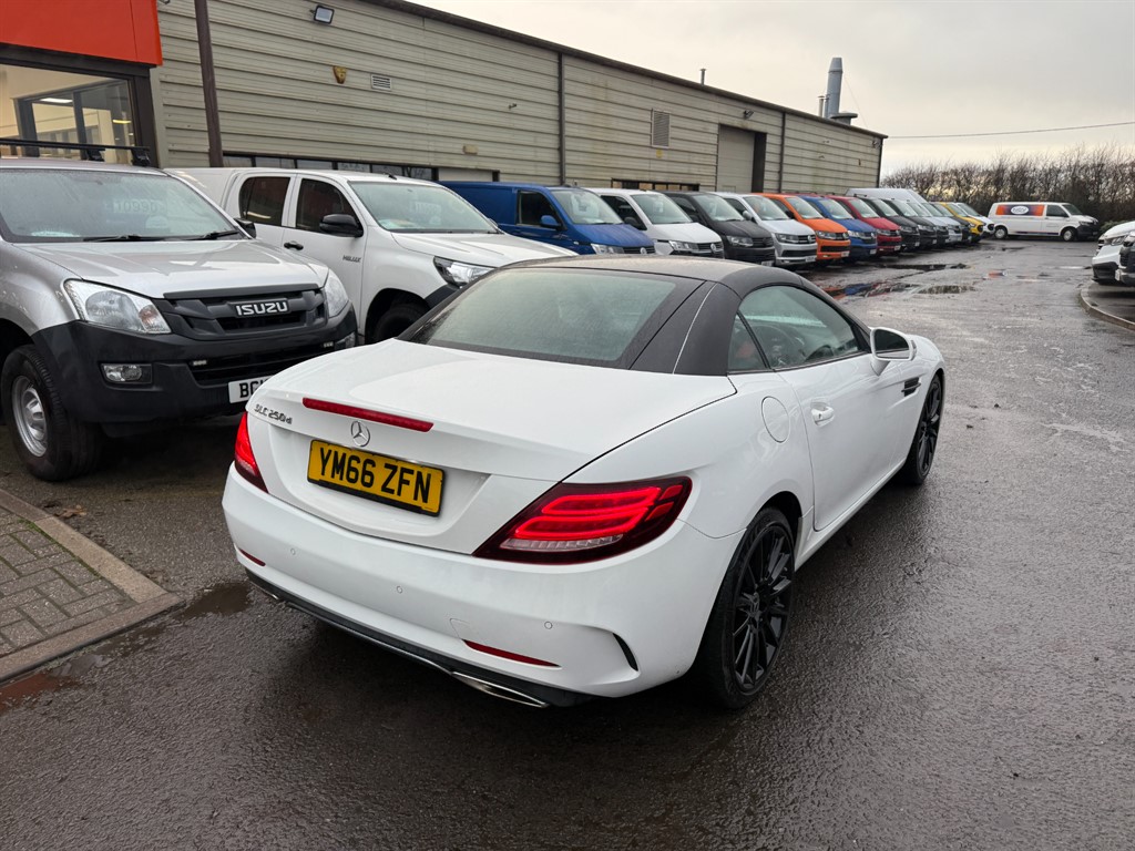 Used Mercedes-Benz SLC 2017 for sale - 76922079: Photo 3