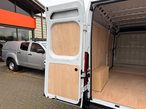 Used Peugeot Boxer 2024 for sale - 76255139: Photo 11