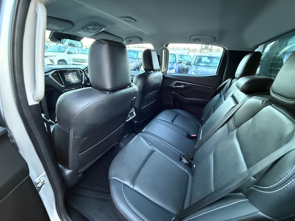 Used Isuzu D-Max 2023 for sale - 77005622: Photo 12