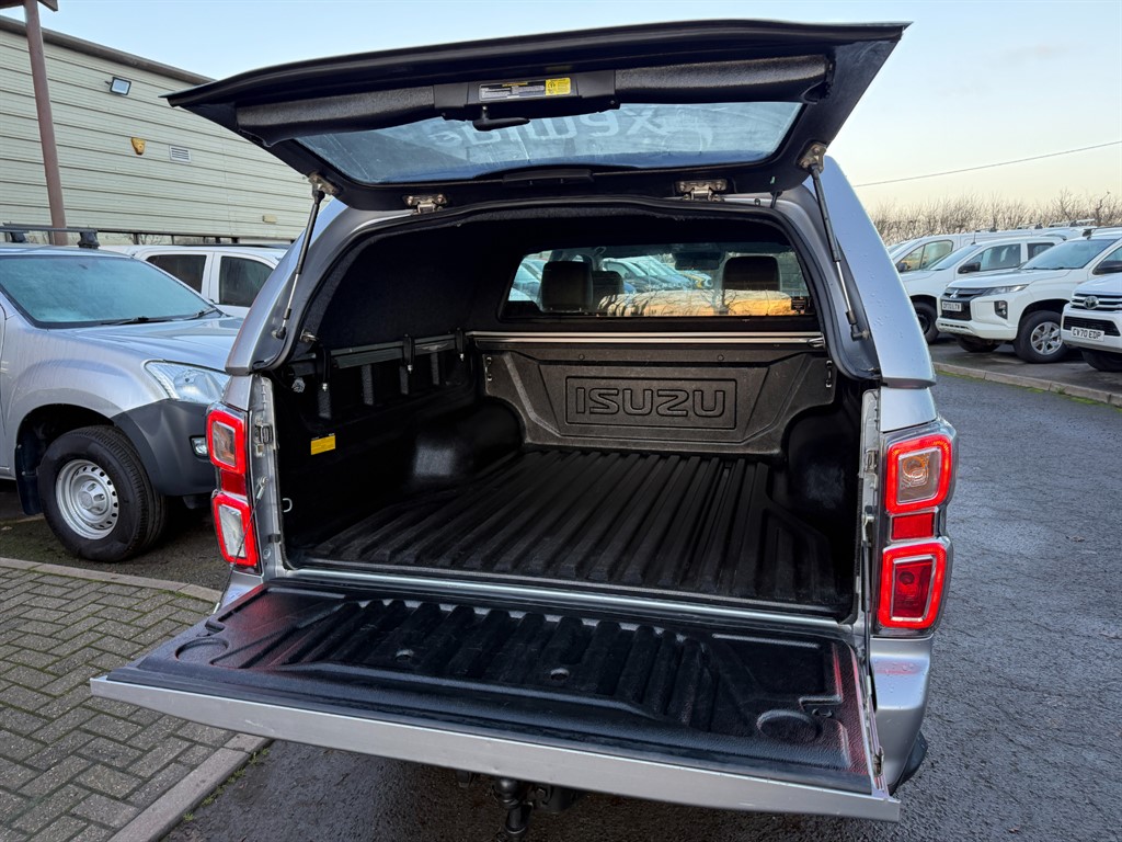 Used Isuzu D-Max 2023 for sale - 77005622: Photo 5