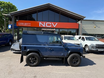 Used Land Rover Defender 90 2013 for sale - 75572021: Photo
