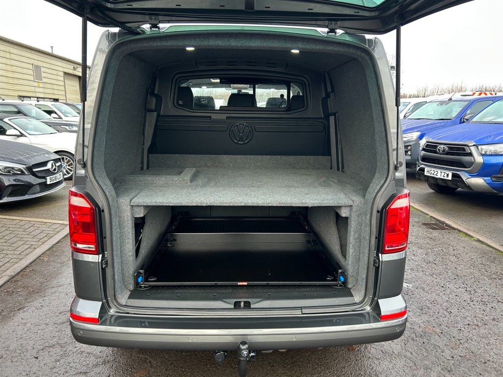 Used Volkswagen Transporter 2018 for sale - 77186596: Photo 14